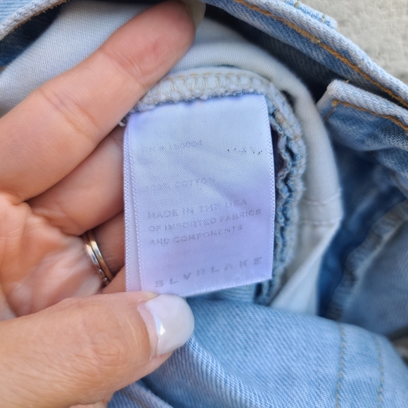 SLVRLAKE | London High Rise Straight Jeans in Clear Skies Light Wash Size 26 - Picture 12 of 13